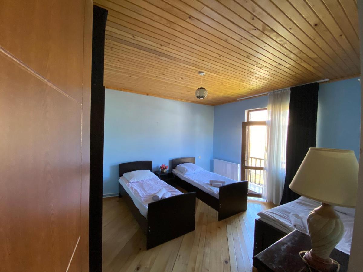 Manana Japaridze'S Guesthouse Mestia Exterior photo